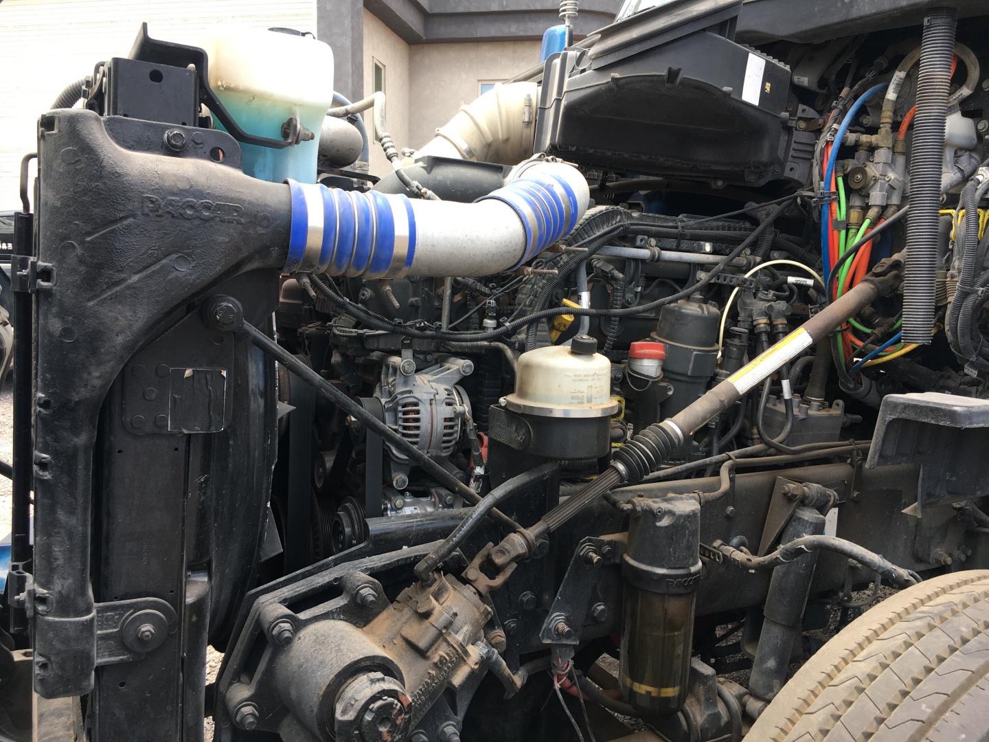 ./imagenes/INVOICE/2019/16958/TRACTOCAMION KENWORTH T680 (48).JPG